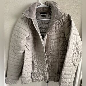 Columbia Women's Champagne Gold  Puffer Jacket with Fur lined Neck M